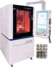 Máquina de gravura a laser de precisão de 2,5 kW com método de processamento não consumível e controle de software